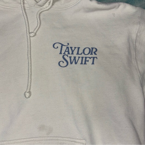 Taylor Swift 1989 Hoodie size Large We Never Go Out of Style - Picture 6 of 7